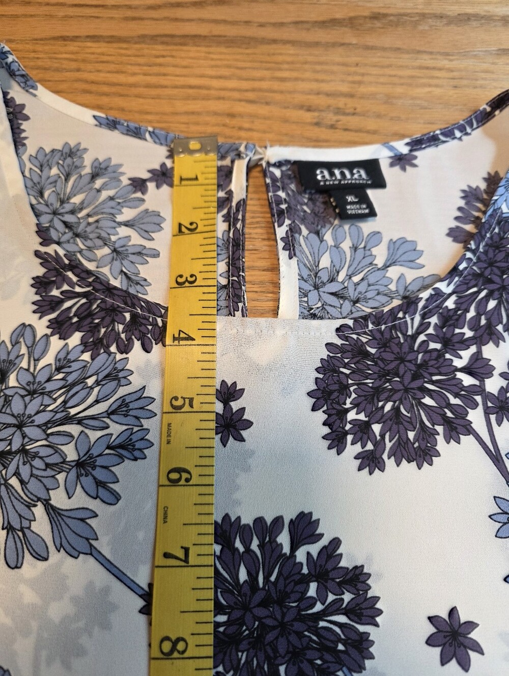 A.N.A. A New Approach White/Blue Hydrangea Bell Tiered Sleeves Blouse Size XL - Picture 14 of 16